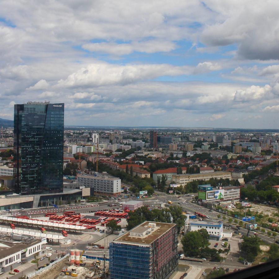 شقة Downtown View براتسيلافا المظهر الخارجي الصورة